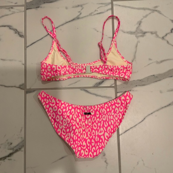 SOLD‼️ - Picture 2 of 3